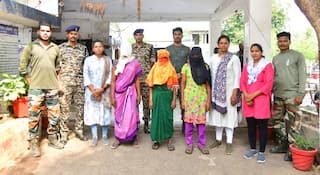 Gadchiroli Naxal News : मोठी बातमी! 36 लाखांचे बक्षीस असलेल्या पाच जहाल नक्षलवाद्यांना अटक; अनेक हिंसक कारवायांमध्ये होते सक्रिय