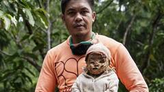 अपनों की लाशों के साथ रहते हैं लोग, रोज खाना और सिगरेट पिलाने का भी है रिवाज