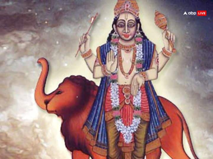 बुध ग्रह को मजबूत करने के लिए, बुध ग्रह के मंत्रों का जाप करें, बुध से संबंधित वस्तुओं का दान करें. कोशिश करें, बुधवार के दिन हरे रंग के वस्त्र पहने, हरी सब्जियों का दान बुधवार के दिन करें.