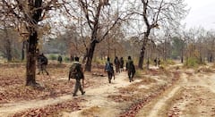 Gadchiroli: नक्षल्यांचे भय निवळताच विद्यार्थ्यांसाठी उज्वल भविष्याची कास; नक्षलप्रभावित, दुर्गम हेडरी गावात LIFचा अनोखा उपक्रम