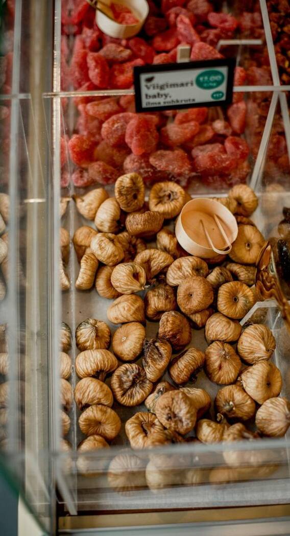 अंजीर को सूखा या भिगोकर कैसे खाना चाहिए?