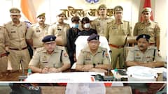 हापुड़ पुलिस के बड़ी सफलता, मंदिर से 200 साल पुरानी मूर्ति चुराने वाले दो बदमाश गिरफ्तार