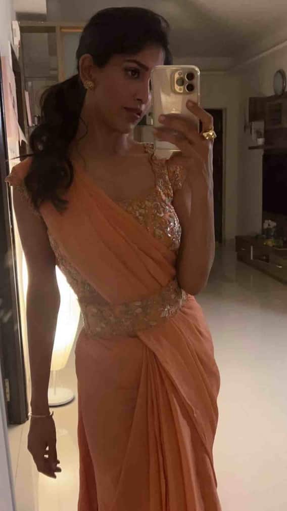 చాందిని చౌదరి సెల్ఫీల దండయాత్ర!