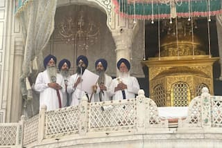 ਪੰਜ ਪਿਆਰਿਆਂ ਵੱਲੋਂ ਜਥੇਦਾਰ ਕੁਲਦੀਪ ਸਿੰਘ ਗੜਗੱਜ, ਟੇਕ ਸਿੰਘ ਧਨੌਲਾ ਤਨਖਾਹੀਆ ਕਰਾਰ, ਸੁਖਬੀਰ ਬਾਦਲ ਨੂੰ ਤਖ਼ਤ ਸਾਹਿਬ 'ਤੇ ਪੇਸ਼ ਹੋਣ ਦੇ ਆਦੇਸ਼