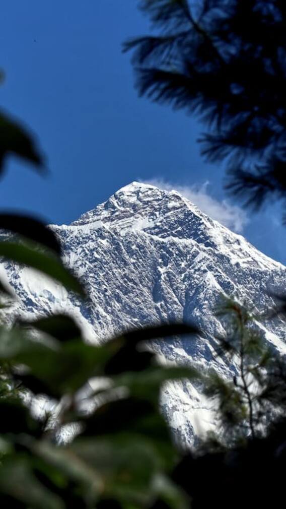 ये लोग नहीं कर सकते हैं माउंट एवरेस्ट की चढ़ाई