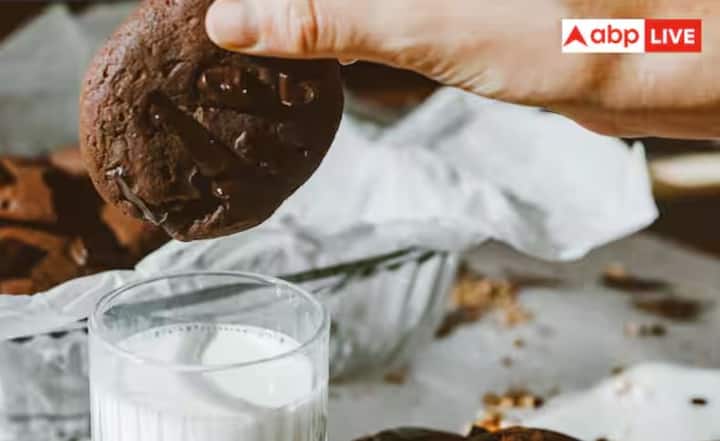 ਜੇ ਸ਼ੂਗਰ ਬੇਕਾਬੂ ਹੋ ਜਾਂਦੀ ਹੈ, ਤਾਂ ਦਿਲ ਦੀ ਬਿਮਾਰੀ, ਗੁਰਦੇ ਦੀ ਬਿਮਾਰੀ, ਅੱਖਾਂ ਦੀਆਂ ਸਮੱਸਿਆਵਾਂ, ਨਸਾਂ ਨੂੰ ਨੁਕਸਾਨ, ਪਾਚਨ ਸਮੱਸਿਆਵਾਂ, ਭਾਰ ਵਧਣਾ, ਊਰਜਾ ਦੀ ਕਮੀ, ਸੈਕਸ ਸਮੱਸਿਆਵਾਂ, ਜੋੜਾਂ ਵਿੱਚ ਦਰਦ, ਨੀਂਦ ਦੀਆਂ ਸਮੱਸਿਆਵਾਂ, ਤਣਾਅ, ਡਿਪਰੈਸ਼ਨ ਆਦਿ ਸਮੱਸਿਆਵਾਂ ਹੋ ਸਕਦੀਆਂ ਹਨ।