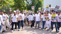 भारतीय यूथ कांग्रेस ने किया प्रदर्शन, विदेश मंत्री एस जयशंकर और अमित मालवीय पर निशाना