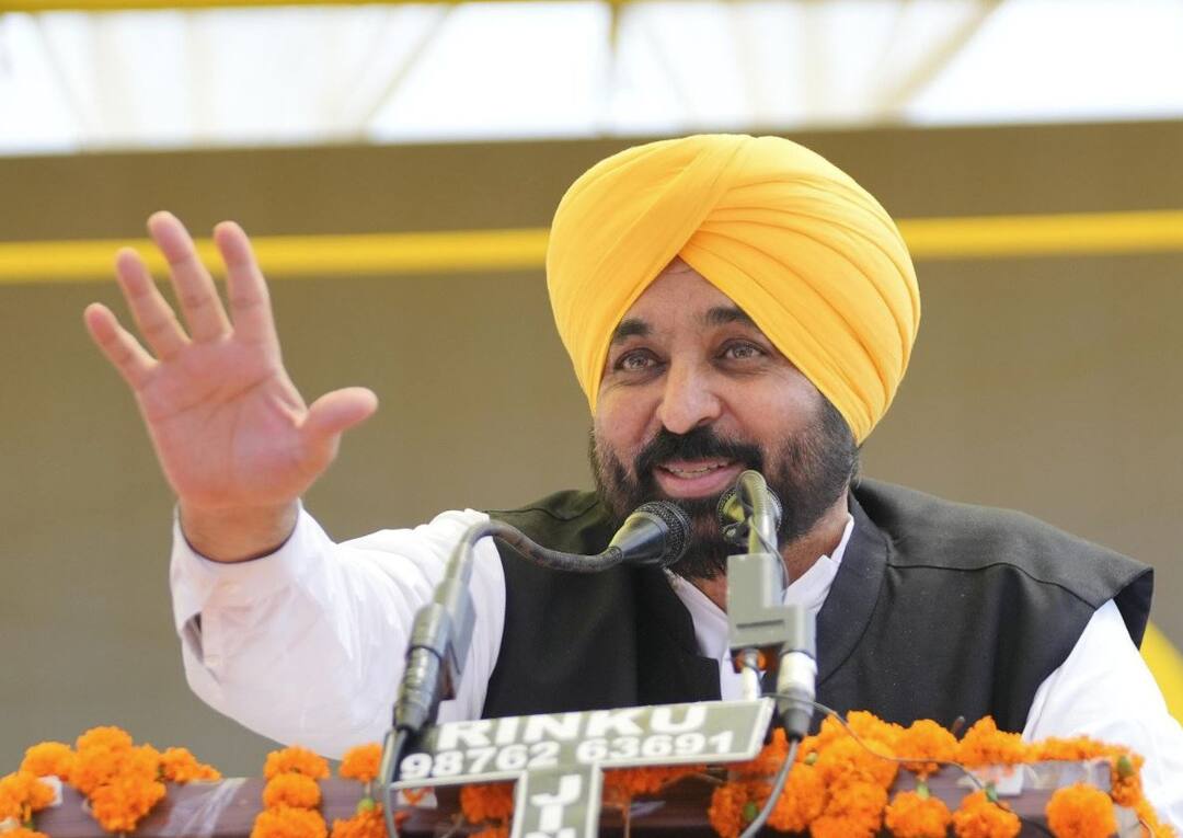 CM mann big statment on punjab farmer issue watch video ਕਿਸਾਨਾਂ ਨੂੰ CM ਮਾਨ ਦਾ ਝਟਕਾ ! ਜਿਹੜੇ ਪਿੰਡਾਂ 'ਚ ਪਹੁੰਚਿਆ ਕੱਸੀਆਂ ਦਾ ਪਾਣੀ ਉੱਥੇ ਹੁਣ ਰਾਤ ਦੇ ਵੇਲੇ ਹੀ ਮਿਲੇਗੀ ਬਿਜਲੀ