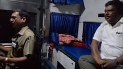 SS Sivasankar: சென்னை டூ உளுந்தூர்பேட்டை! அரசு விரைவுப் பேருந்தில் திடீர் விசிட்.. கேபினில் அமர்ந்து  அமைச்சர் சிவசங்கர் பயணம்