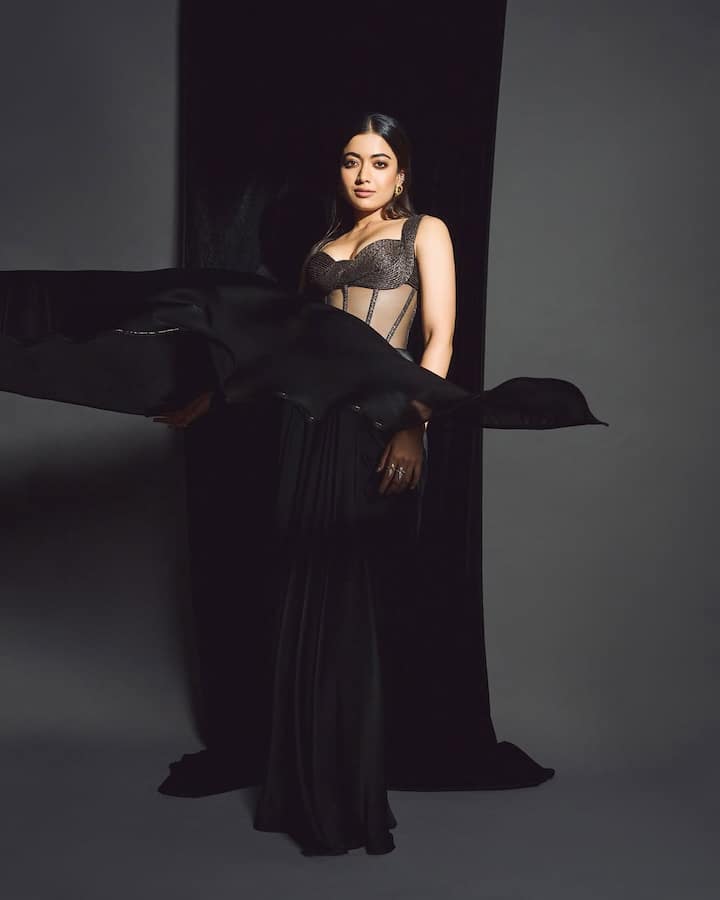 పుష్ప, పుష్ప2, యానిమల్, ఛావా తో వరుస సక్సెస్ అందుకున్న రష్మిక... సికిందర్ తో ఓ అడుగు వెనక్కువేసింది. ప్రస్తుతం వరుస ప్రాజెక్ట్స్ తో బిజీగా ఉంది..