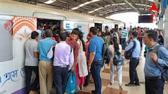 Kolkata Metro: পরীক্ষার্থীদের পাশে কলকাতা মেট্রো, আগামী রবিবার বিশেষ পরিষেবার ঘোষণা