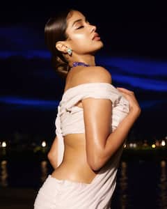 Janhvi Kapoor : अभिनेत्री जान्हवी कपूरचा हटके लूक; इन्स्टाग्रामवर शेअर केले खास फोटो