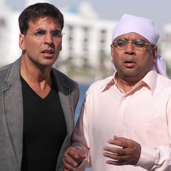 इसके बाद बॉलीवुड एक्टर अक्षय कुमार ने परेश रावल के खिलाफ 25 करोड़ का मुकदमा दायर किया है. दरअसल इस फिल्म को अक्षय प्रोड्यूस कर रहे हैं जिसके लिए उन्होंने फिल्म में मोटा पैसा लगा रखा है.