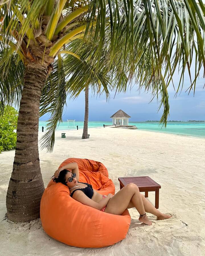 નિકિતા શર્માએ બિકીનીમાં તસવીરો શેર કરી છે, આ તસવીરોમાં અભિનેત્રીએ પરફેક્ટ ફિગર ફ્લોન્ટ કર્યું છે.