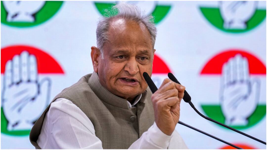 Ashok Gehlot Slams Centre’s Silence on Oppn's Questions Over Pahalgam Attack, Calls Tiranga Yatra ‘Misuse’ Of Public Funds Ashok Gehlot Slams Centre’s Silence on Opposition’s Questions Over Pahalgam Attack, Calls Tiranga Yatra ‘Misuse’ Of Public Funds Ashok Gehlot Slams Centre’s Silence on Oppn's Questions Over Pahalgam Attack, Calls Tiranga Yatra ‘Misuse’ Of Public Funds