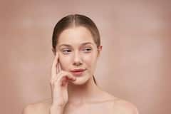 Skin Care With Raw Milk: ক্লেনজার-স্ক্রাবার-ফেসওয়াশ, সবের কাজ একাই করতে পারে কাঁচা দুধ, কী কী উপকার পাবেন?