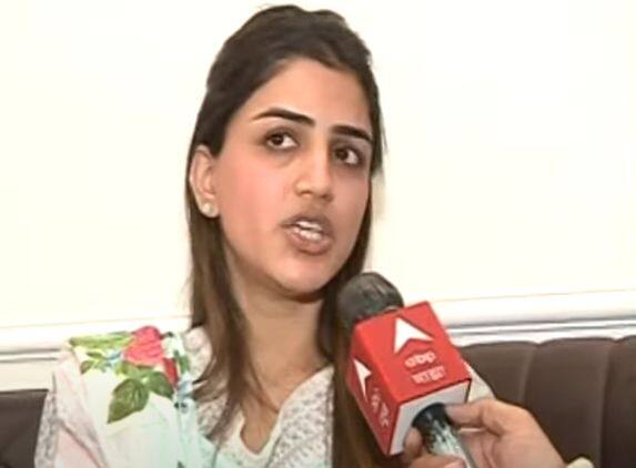 आज मी जिवंत आहे ती केवळ पतीमुळे जिवंत आहे, त्यांनीच माहेरी आणून सोडल्याने मी जिवंत राहिली. त्यांच्या कुटुंबातील (हगवणे) कोणत्याही थराला जाऊ शकतात याची जाणीव त्यांना (पती) सुद्धा होती, अशा शब्दांमध्ये हागवणे कुटुंबियांची मोठी सून मयुरी जगताप यांनी सनसनाटी खुलासा आणि गंभीर आरोप केले आहेत.