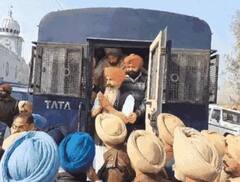 ਸਿੱਖ ਅਜਾਇਬ ਘਰ ‘ਚ ਡਾ. ਮਨਮੋਹਨ ਸਿੰਘ ਦੀ ਤਸਵੀਰ ਲਾਉਣ ‘ਤੇ ਭੱਖਿਆ ਵਿਵਾਦ, ਰਾਜੋਆਣਾ ਨੇ SGPC ਨੂੰ ਪੱਤਰ ਲਿਖ ਚੁੱਕੇ ਸਵਾਲ