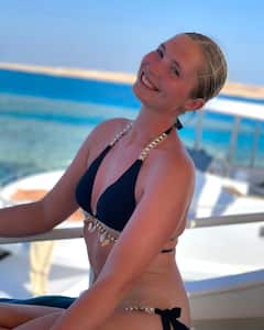 IPL Cheerleader: बॉलीवुड हसीनाओं से भी खूबसूरत है IPL की ये चीयर लीडर, हर साल तस्वीरें होती हैं वायरल