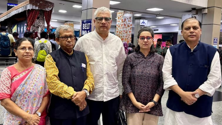 Derek O’Brien, Sagrika Ghose Were On IndiGo Plane Damaged By Hailstorm