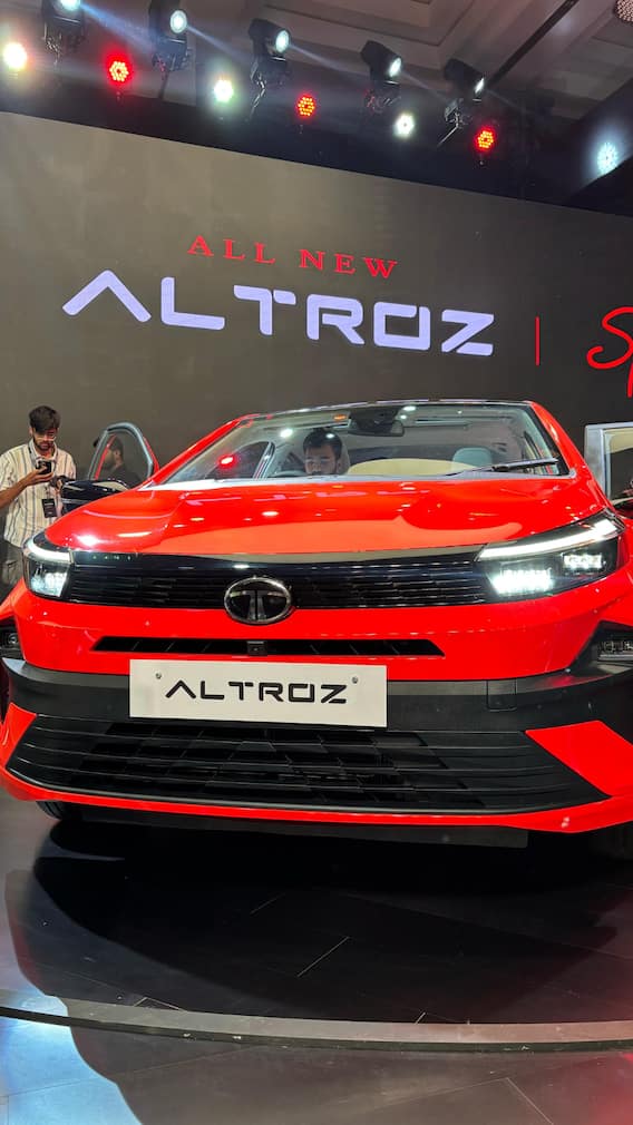 New Tata Altroz Facelift Launched