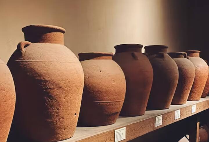 ਜਾਰਾਂ ਦੇ ਰਸਾਇਣਕ ਵਿਸ਼ਲੇਸ਼ਣ ਤੋਂ ਪ੍ਰਾਚੀਨ ਵਾਈਨ ਦੀ ਰਚਨਾ ਦਾ ਖੁਲਾਸਾ ਹੋਣ ਦੀ ਉਮੀਦ ਹੈ, ਜਿਸ ਵਿੱਚ ਅੰਗੂਰ ਦੀ ਕਿਸਮ, ਫਰਮੈਂਟੇਸ਼ਨ ਵਿਧੀਆਂ ਅਤੇ ਵਰਤੇ ਗਏ ਹੋਰ ਤੱਤ ਸ਼ਾਮਲ ਹਨ।