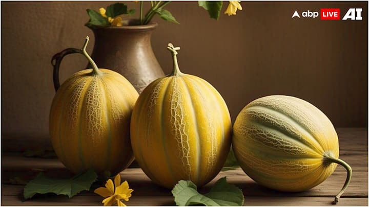 वैज्ञानिक आधार की बात करें तो हर फल को पकाने के लिए एथिलीन गैस महत्वपूर्ण होती है. जब भी कोई फल पक रहा होता है तो वह एथिलीन गैस रिलीज करता है. इससे उसके आसपास रखे हुए फल भी पकना शुरू हो जाते हैं.