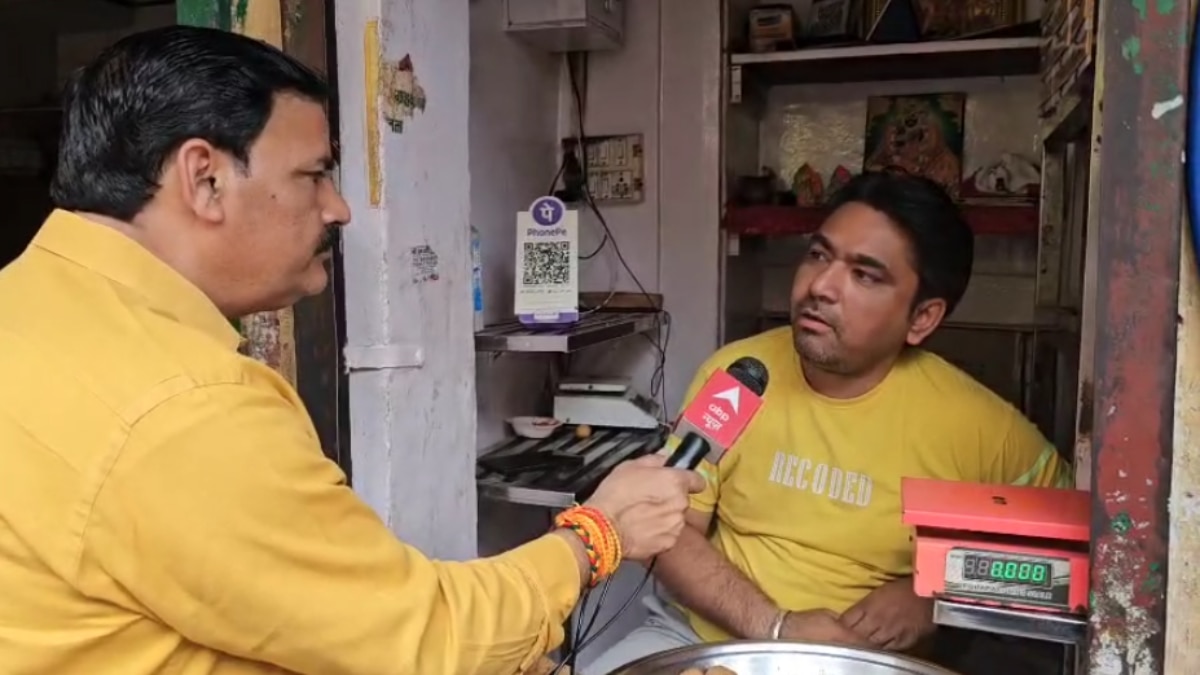 बांके बिहारी मंदिर कॉरिडोर को लेकर स्थानीय दुकानदारों में नाराजगी, इस बात का सता रहा है डर