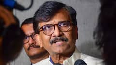 Maharashtra: धुले के सरकारी गेस्ट हाउस से करोड़ों रुपये बरामद, विधानमंडल का अफसर सस्पेंड, संजय राउत का बड़ा दावा 