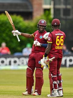 वेस्टइंडीज के बॉलर ने जड़ दिया वनडे का सबसे तेज अर्धशतक, कर ली एबी डिविलियर्स की बराबरी