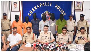 Anakapalle Crime : అనకాపల్లిలో ఉండి ఆమెరికా ప్రజల దగ్గర వేల డాలర్లు కొట్టేశారు- 33 మంది ముఠా అరెస్ట్