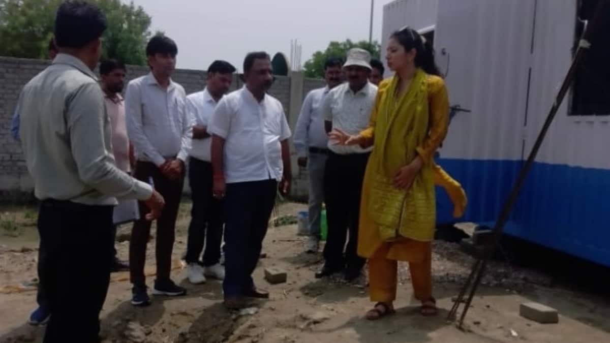 Noida News: ग्रेटर नोएडा वेस्ट को मिलेगी बड़ी सौगात, ACO ने एसटीपी व एमएसपीएस स्थल का किया निरीक्षण