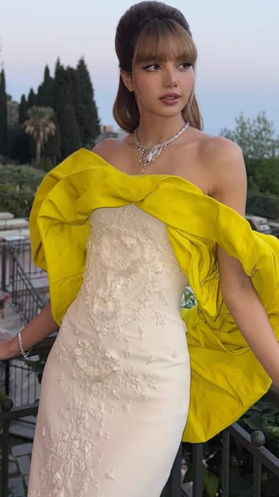 BLACKPINK’s Lisa Just Gave Us The Most Divine Red Carpet Look