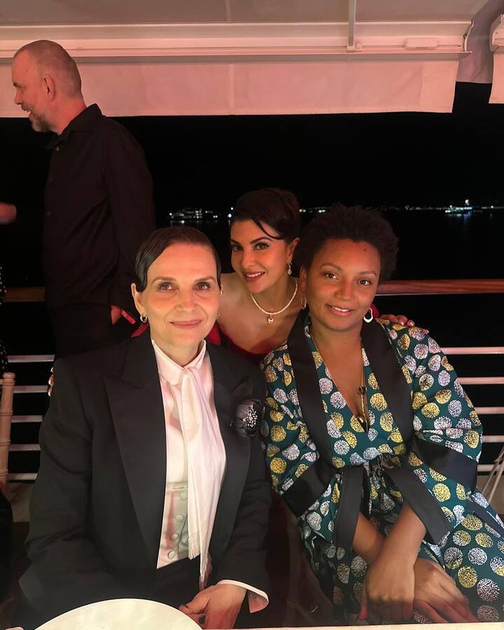 The actress also posed with global icons, including Juliette Binoche and Saudi filmmaker Mohammed Al Turki.