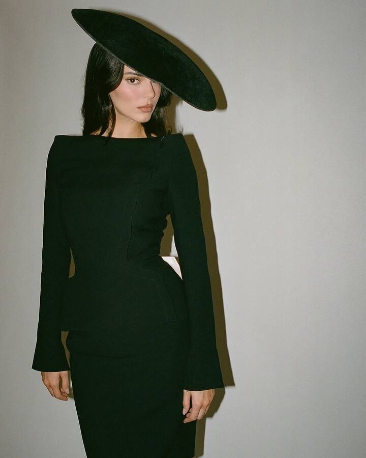 Kendall, Is That You? Janhvi Kapoor’s YSL Look At Cannes Sparks Style Déjà Vu Janhvi Kapoor’s look at Cannes reminded fans of Kendall Jenner’s bold black outfit with a tilted hat from the Met Gala 2025 after-party. (Instagram/kendalljenner)