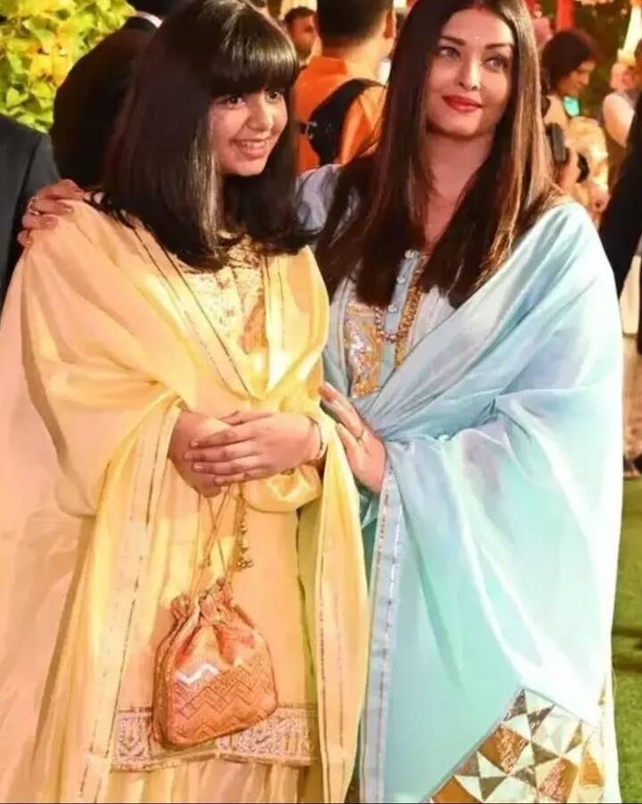 बता दें कि एनुअल डे पर आराध्या बच्चन ने शाहरुख खान के बेटे अब्राहम खान के साथ वन एक्ट प्ले में हिस्सा लिया था. दोनों की फोटोज और परफॉर्मेंस फैंस खूब पसंद कर रहे हैं.