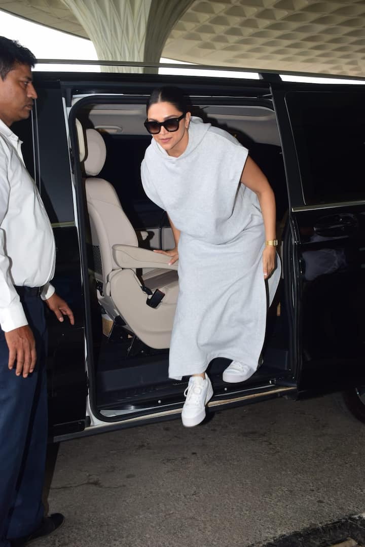 दीपिका पादुकोण आज मुंबई एयरपोर्ट पर स्टाइलिश अंदाज में नजर आईं.