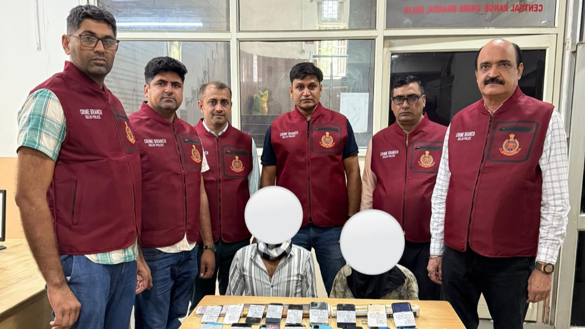 ‘छेनू गैंग’ के 2 कुख्यात बदमाश गिरफ्तार, लंबे समय से दे रहे थे दिल्ली पुलिस को चकमा