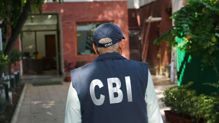 CBI filed chargesheet against 5 people in BECIL loan scam of 50 crore ann BECIL में 50 करोड़ के लोन घोटाले में CBI ने 5 लोगों के खिलाफ दाखिल की चार्जशीट