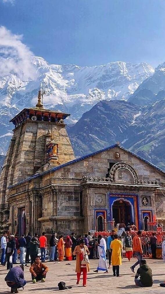 आवर्जून भेट द्यावी अशी भारतातली प्रसिद्ध देवस्थानं!