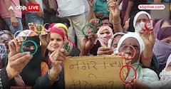 Aligarh में जल संकट से जूझती महिलाओं ने नगर निगम को चूड़ियां भेंट कर किया अनोखा प्रदर्शन