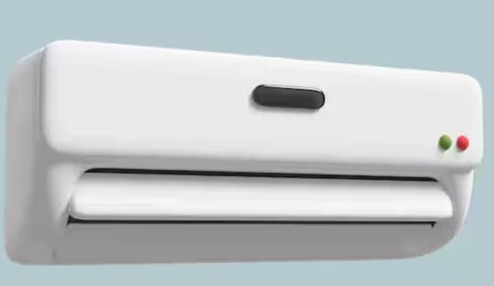 ਹਾਂਜੀ, ਅਸੀਂ ਗੱਲ ਕਰ ਰਹੇ ਹਾਂ AC ਦੇ ਤਾਪਮਾਨ ਸੈਟਿੰਗ ਦੀ। ਮਾਹਿਰਾਂ ਦੇ ਅਨੁਸਾਰ, ਜੇਕਰ ਤੁਸੀਂ ਆਪਣੇ ਏਅਰ ਕੰਡੀਸ਼ਨਰ ਨੂੰ 24 ਤੋਂ 26 ਡਿਗਰੀ ਸੈਲਸੀਅਸ 'ਤੇ ਚਲਾਉਂਦੇ ਹੋ, ਤਾਂ ਬਿਜਲੀ ਦਾ ਬਿੱਲ ਕਾਫੀ ਘੱਟ ਆਉਂਦਾ ਹੈ। ਦਰਅਸਲ, ਤੁਸੀਂ ਜਿੰਨਾ ਘੱਟ ਤਾਪਮਾਨ ਸੈੱਟ ਕਰੋਗੇ, AC ਨੂੰ ਓਨਾ ਹੀ ਜ਼ਿਆਦਾ ਕੰਮ ਕਰਨਾ ਪੈਂਦਾ ਹੈ ਅਤੇ ਬਿਜਲੀ ਵੀ ਫਿਰ ਜ਼ਿਆਦਾ ਲੱਗਦੀ ਹੈ।