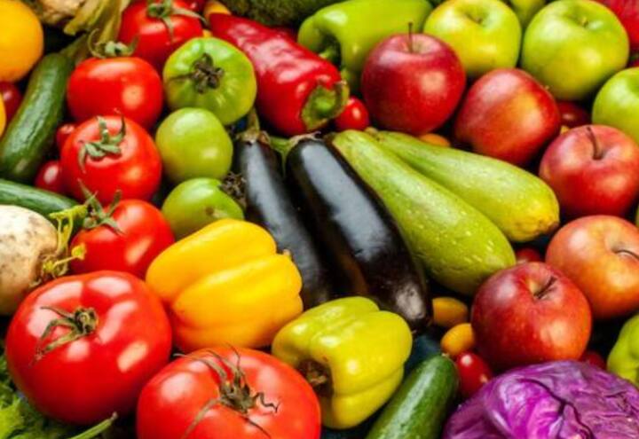 ਮੌਸਮੀ ਫਲ ਅਤੇ ਸਬਜ਼ੀਆਂ ਖਾਓ: ਬਰਸਾਤ ਦੇ ਮੌਸਮ ਵਿੱਚ ਰੋਗ ਪ੍ਰਤੀਰੋਧਕ ਸ਼ਕਤੀ ਵਧਾਉਣ ਲਈ, ਅਮਰੂਦ, ਜਾਮਣ, ਤੋਰੀ ਅਤੇ ਲੌਕੀ ਖਾਓ।