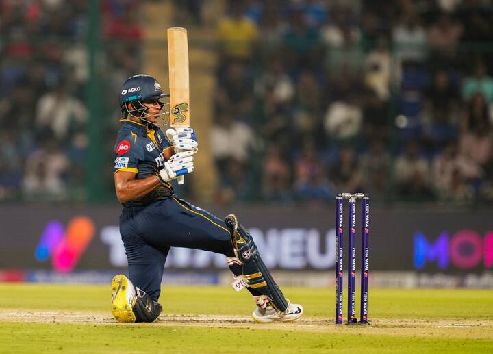 सुदर्शन ने आगे कहा, “मुझे पता है कि मेरे माता-पिता आज खुश होंगे. मैंने अपने माता-पिता और भाई से फेसटाइम पर बात की. इसलिए मैं बहुत खुश हूं और कुछ करीबी दोस्तों से भी बात किया. वे बहुत खुश थे और मैं उनके चेहरों पर ये देख सकता था.”