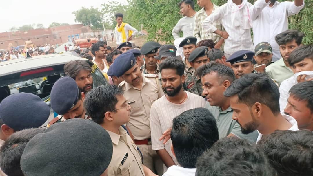 Buxar Firing four people shot dead clash between two sides after controversy ANN बिहार: गोलियों की तड़तड़ाहट से दहल उठा बक्सर, बालू रखने के विवाद में हिंसक झड़प, 3 की मौत