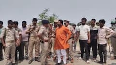 अलीगढ़ में गोमांस की सूचना को लेकर बवाल, हिंदूवादी नेताओं ने 4 मीट विक्रेताओं को पीटा