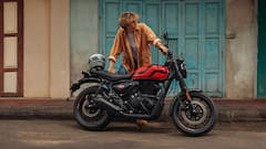 Royal Enfield की सबसे सस्ती बाइक आपको कितनी कीमत पर मिल जाएगी? यहां जान लीजिए EMI का हिसाब