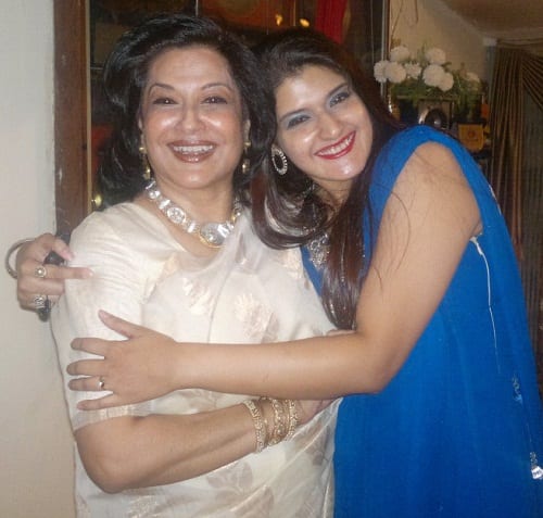 கோமாவில் இருந்த மகளுக்காக போராடிய பிரபல நடிகை.. பிணவறையில் விட்டு சென்ற கணவர் - வேதனையின் உச்சம்!