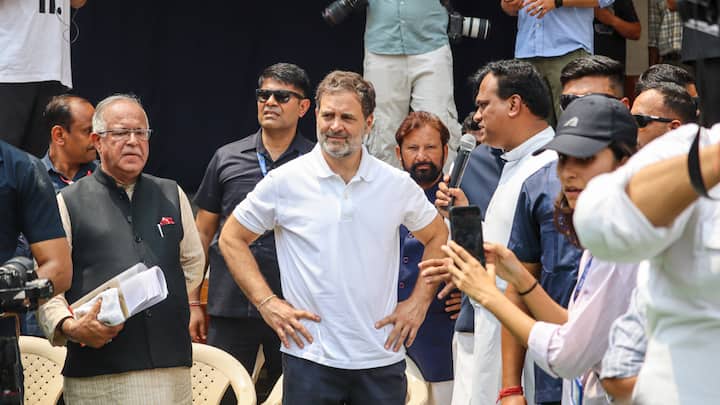 लोकसभा में विपक्ष के नेता का पहलगाम में 22 अप्रैल को हुए नृशंस आतंकवादी हमले के बाद से केंद्र शासित प्रदेश का यह दूसरा दौरा है. इस आतंकवादी हमले में 26 लोगों की जान चली गई थी जिनमें से अधिकतर पर्यटक थे.