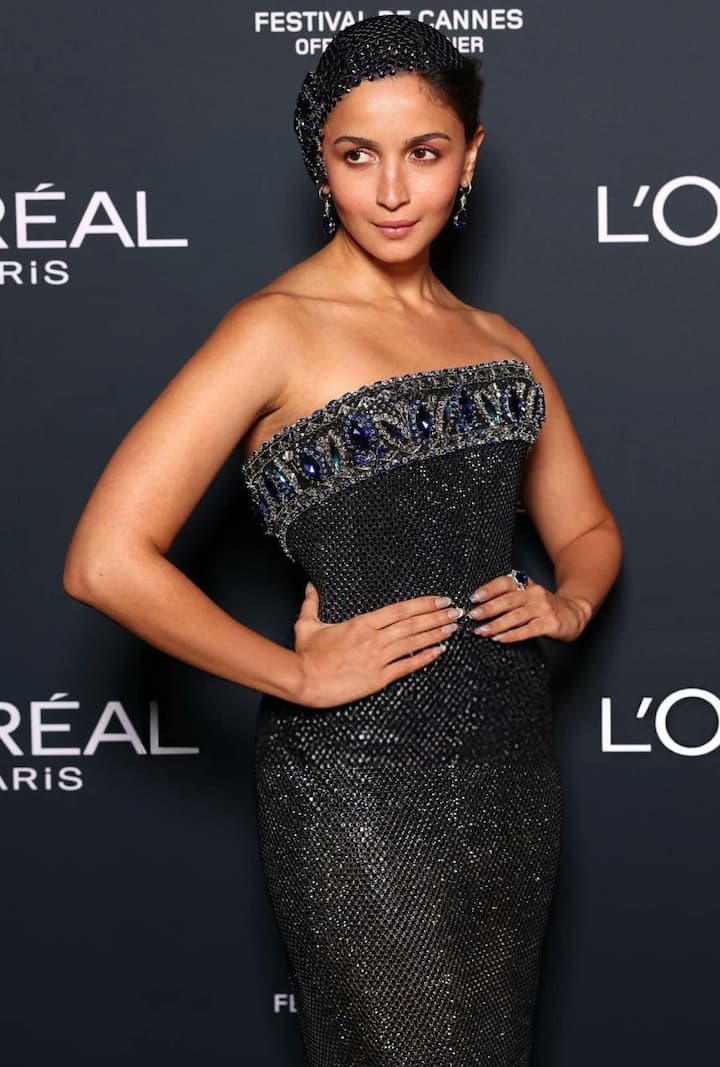 Alia Bhatt chose a very special gown for her second look in Cannes. The actress wore an off shoulder Black Shimri Bodigown.